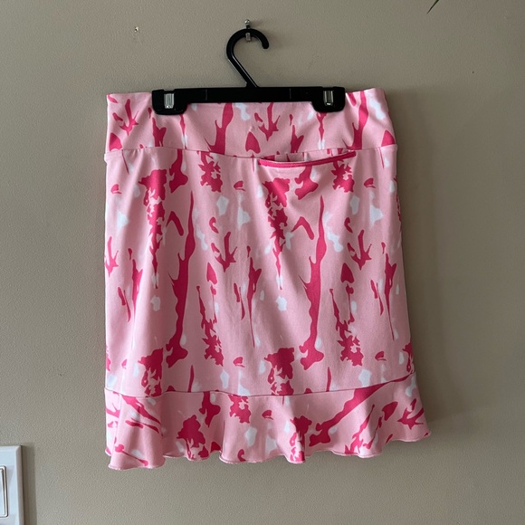 Golftini Light Pink Skort with Dark Pink & White Abstract Streak Print - Picture 13 of 16
